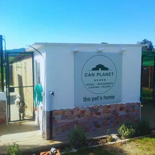 fotos de la residencia canina Can Planet en Girona